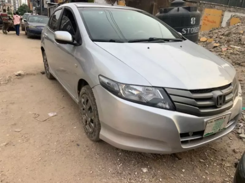 Honda Civic   - 2012