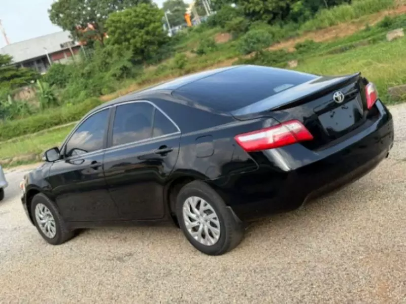 Toyota Camry   - 2007