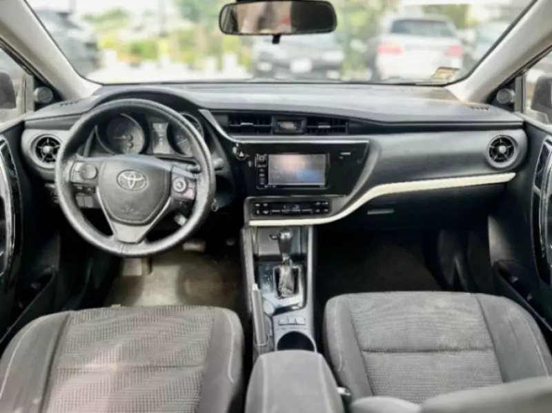 Toyota Corolla iM   - 2017