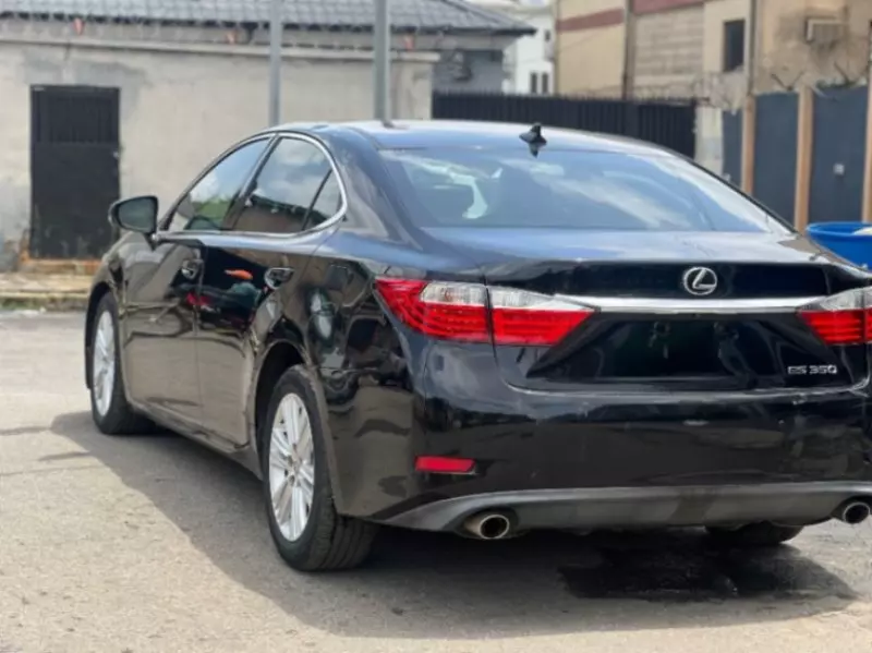 Lexus ES 350   - 2013