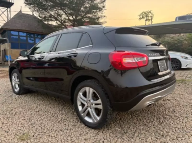 Mercedes-Benz GLA 250