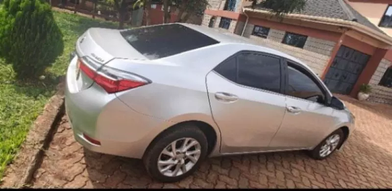 Toyota Corolla   - 2013