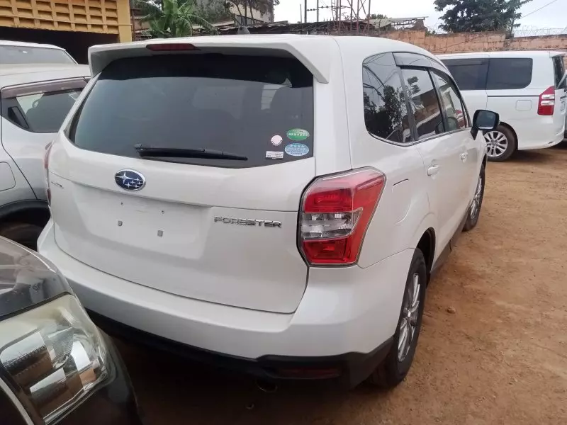 Subaru Forester   - 2015