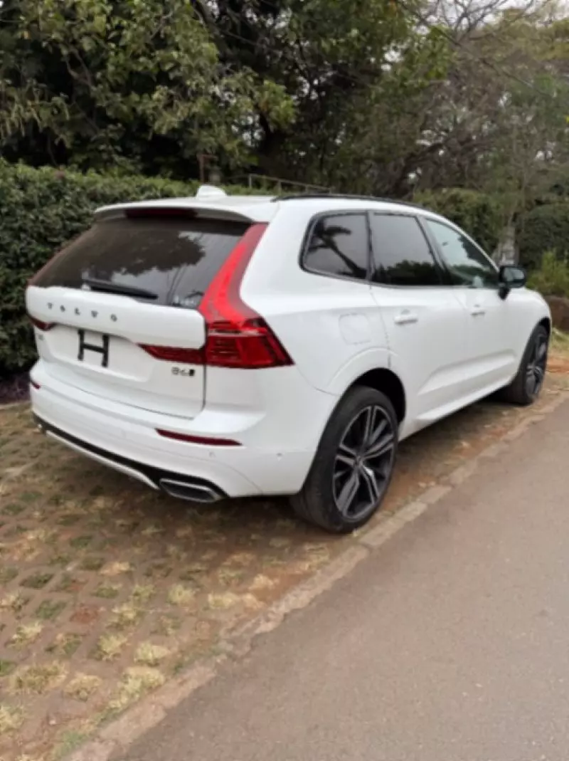 Volvo XC60   - 2021