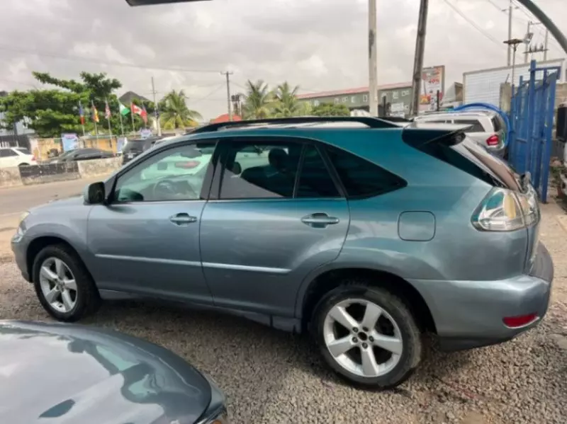 Lexus RX   - 2005