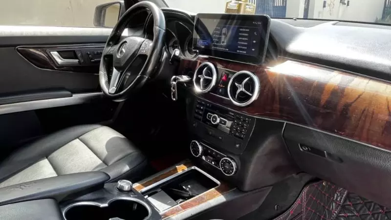 Mercedes-Benz GLK 350   - 2013