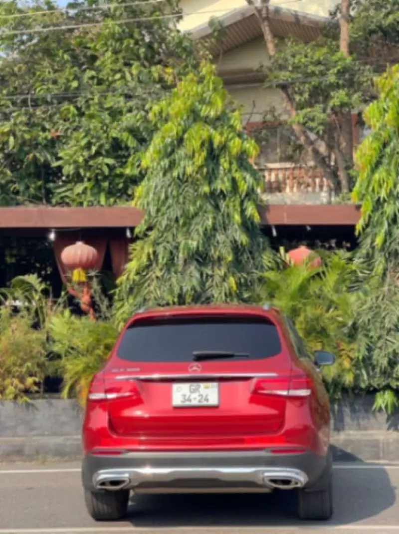 Mercedes-Benz GLC 300