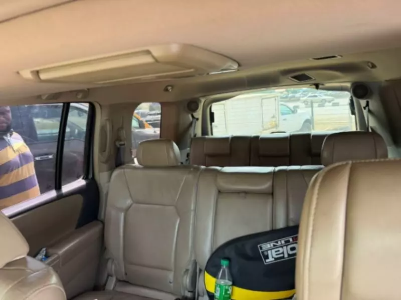 Honda Pilot   - 2012