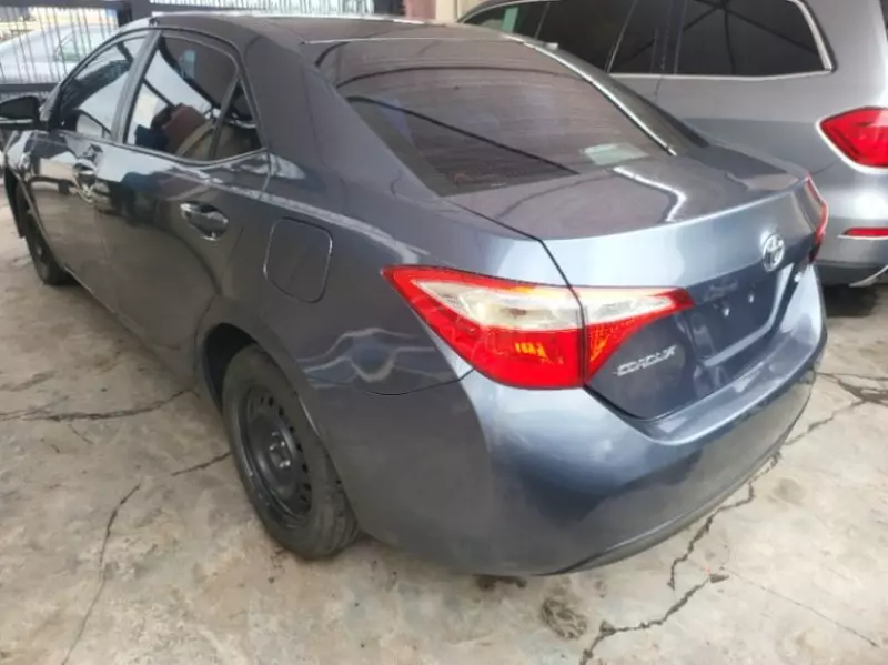 Toyota corolla   - 2014