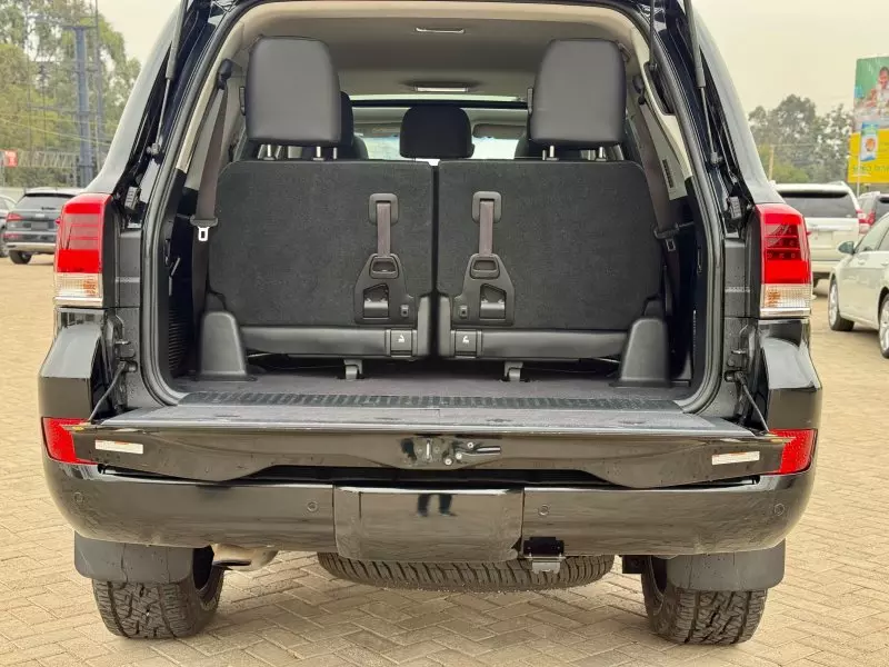 Toyota Landcruiser Sahara   - 2018