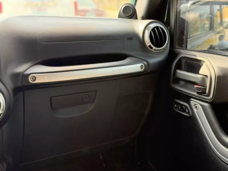 JEEP Wrangler   - 2012