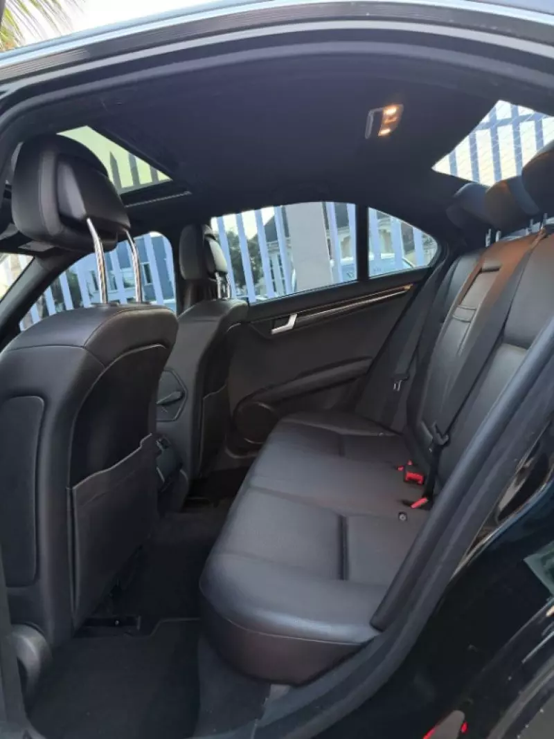 Mercedes-Benz C 300   - 2013