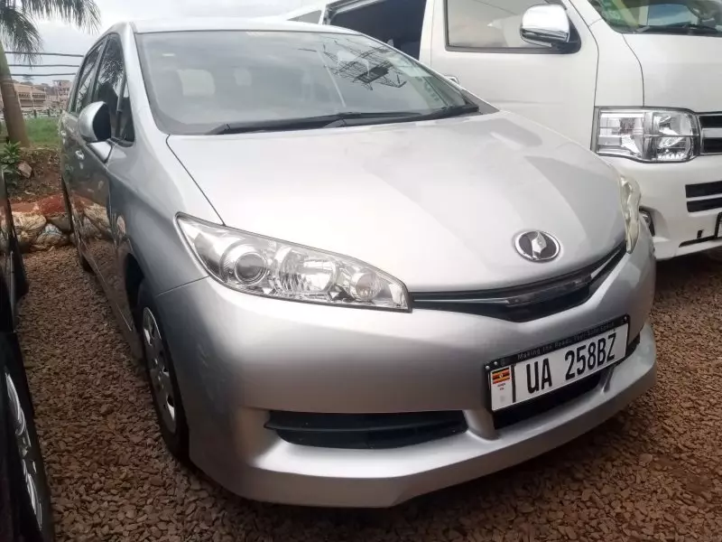 Toyota Wish   - 2012