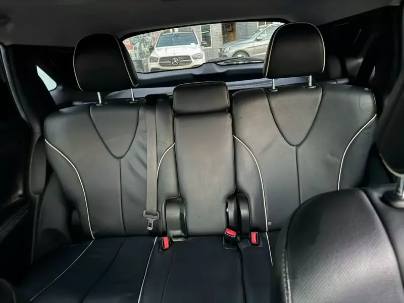 Toyota Venza   - 2013