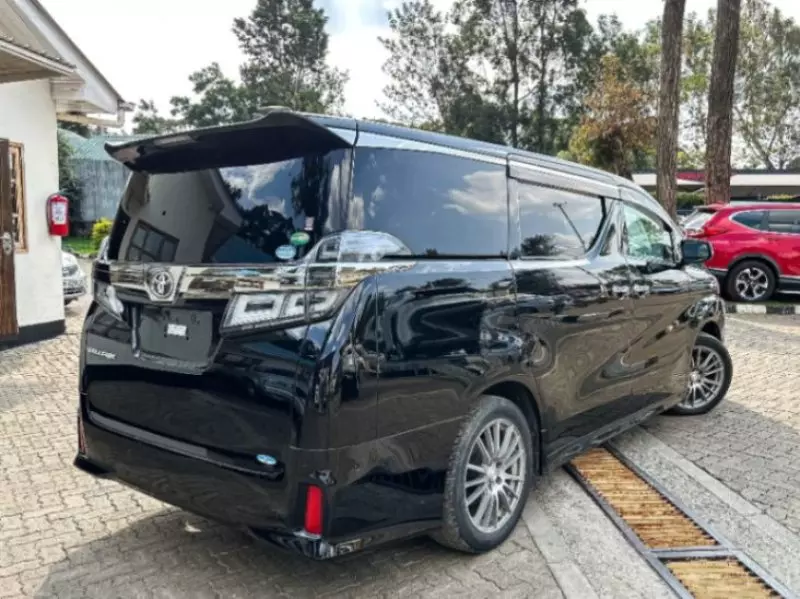 Toyota Vellfire - 2018