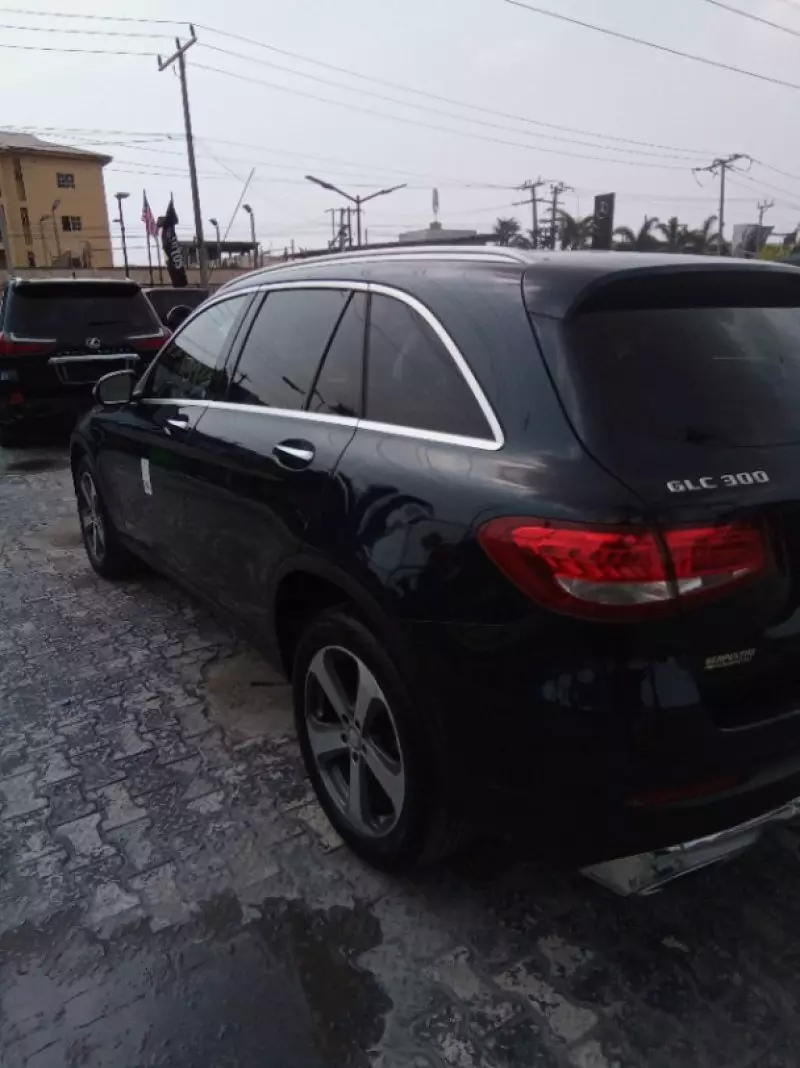 Mercedes-Benz GLC 300