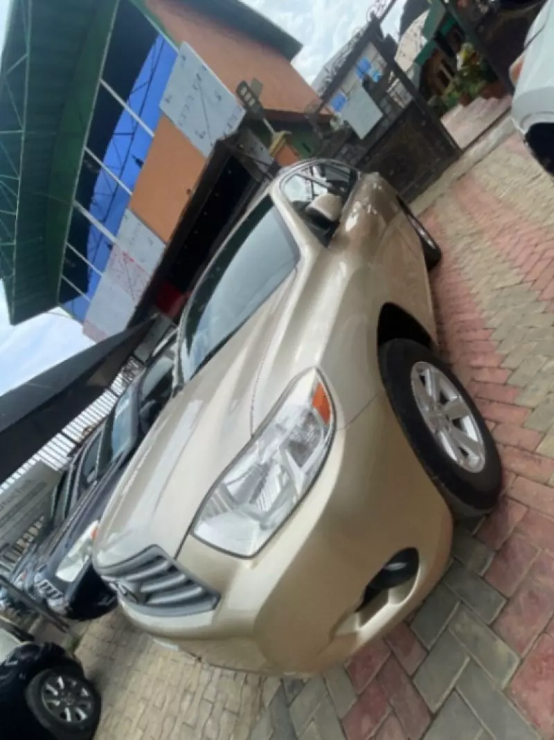 Toyota Highlander   - 2008