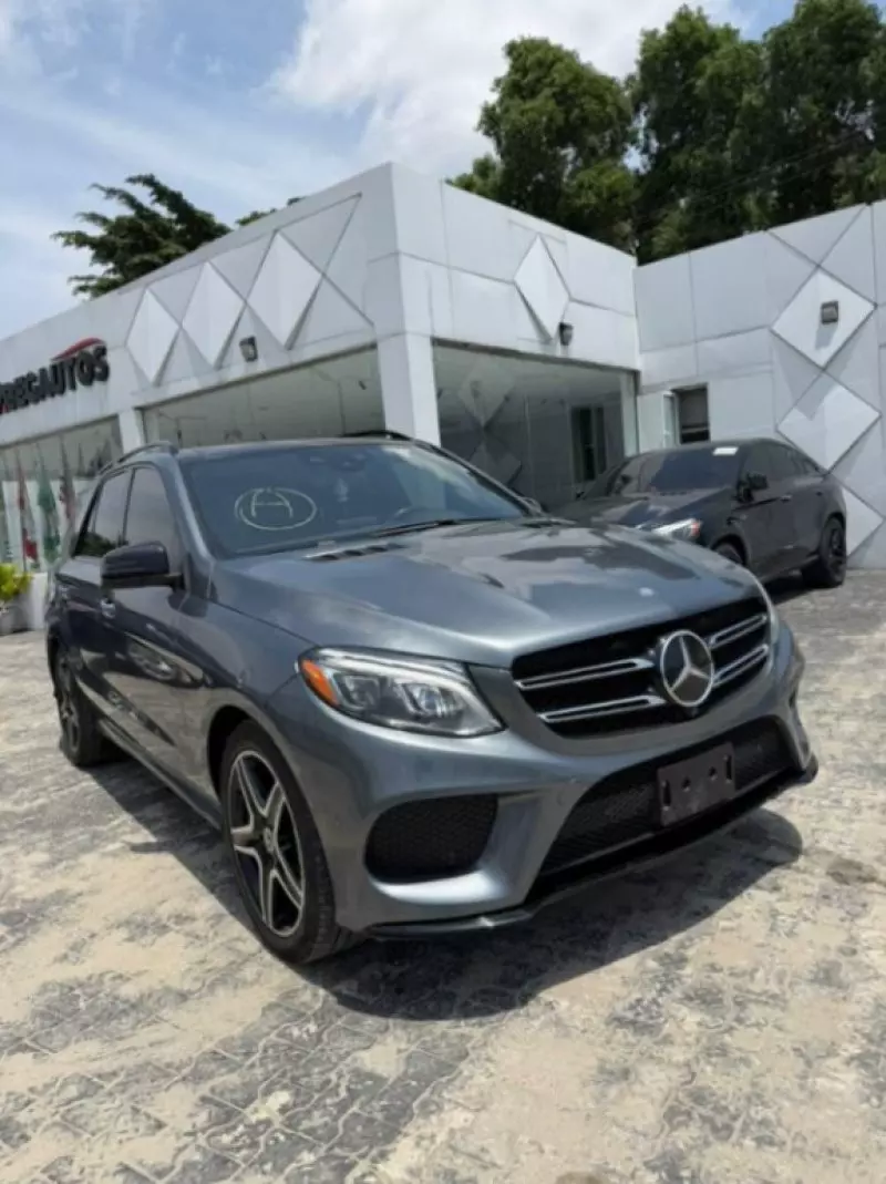 Mercedes-Benz GLE 400   - 2017