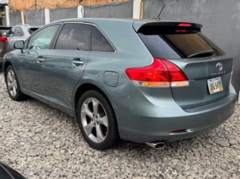 Toyota Venza   - 2009