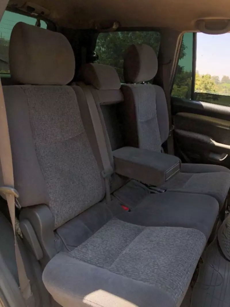 Toyota Land Cruiser   - 2005