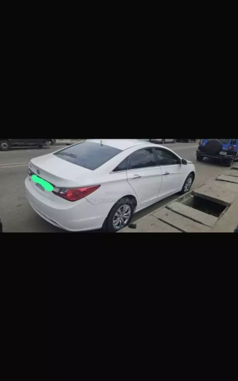 Hyundai Elantra   - 2007