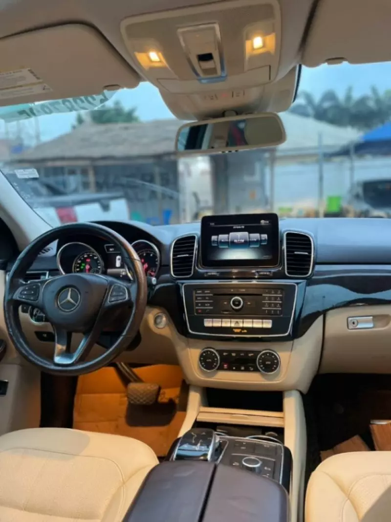 Mercedes-Benz GLE 350   - 2017