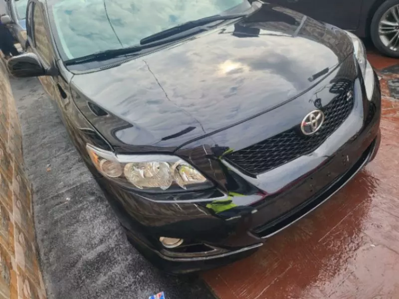 Toyota corolla   -