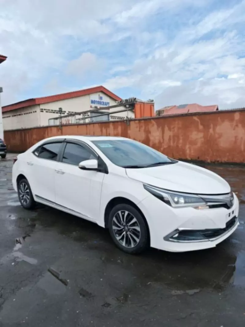 Toyota Corolla   - 2018