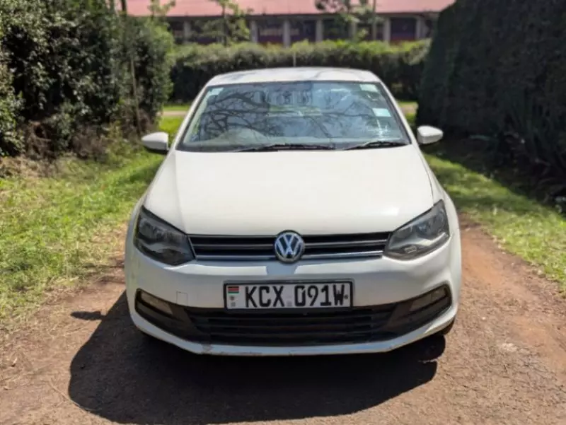 VOLKSWAGEN polo sedadan trend  ba ess   - 2019