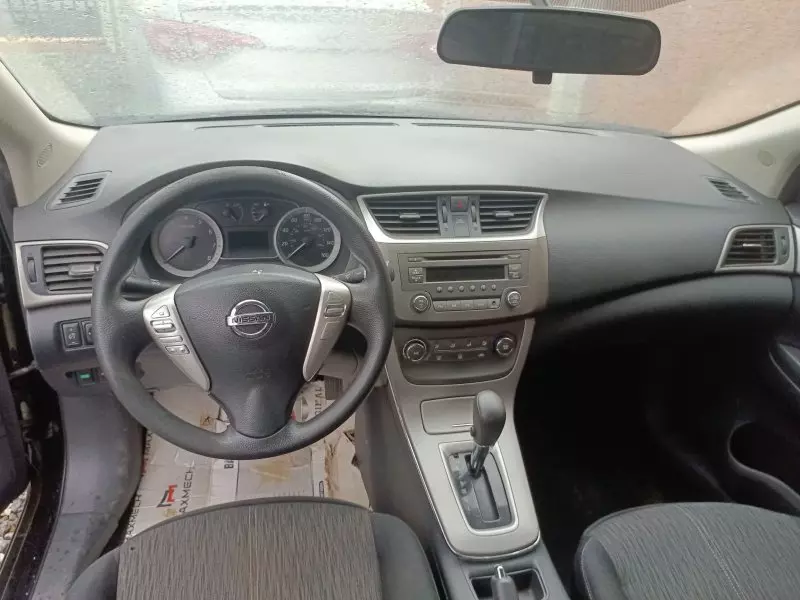 Nissan Sentra   - 2014