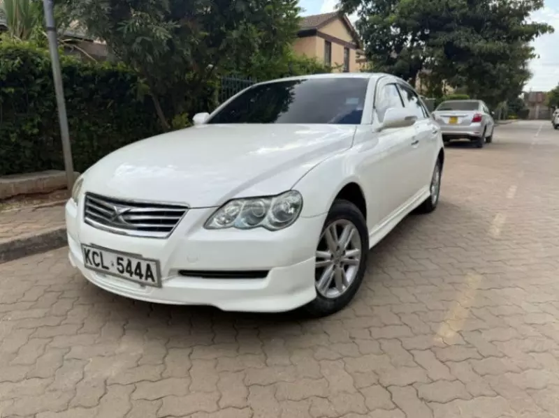 Toyota Mark X   - 2011