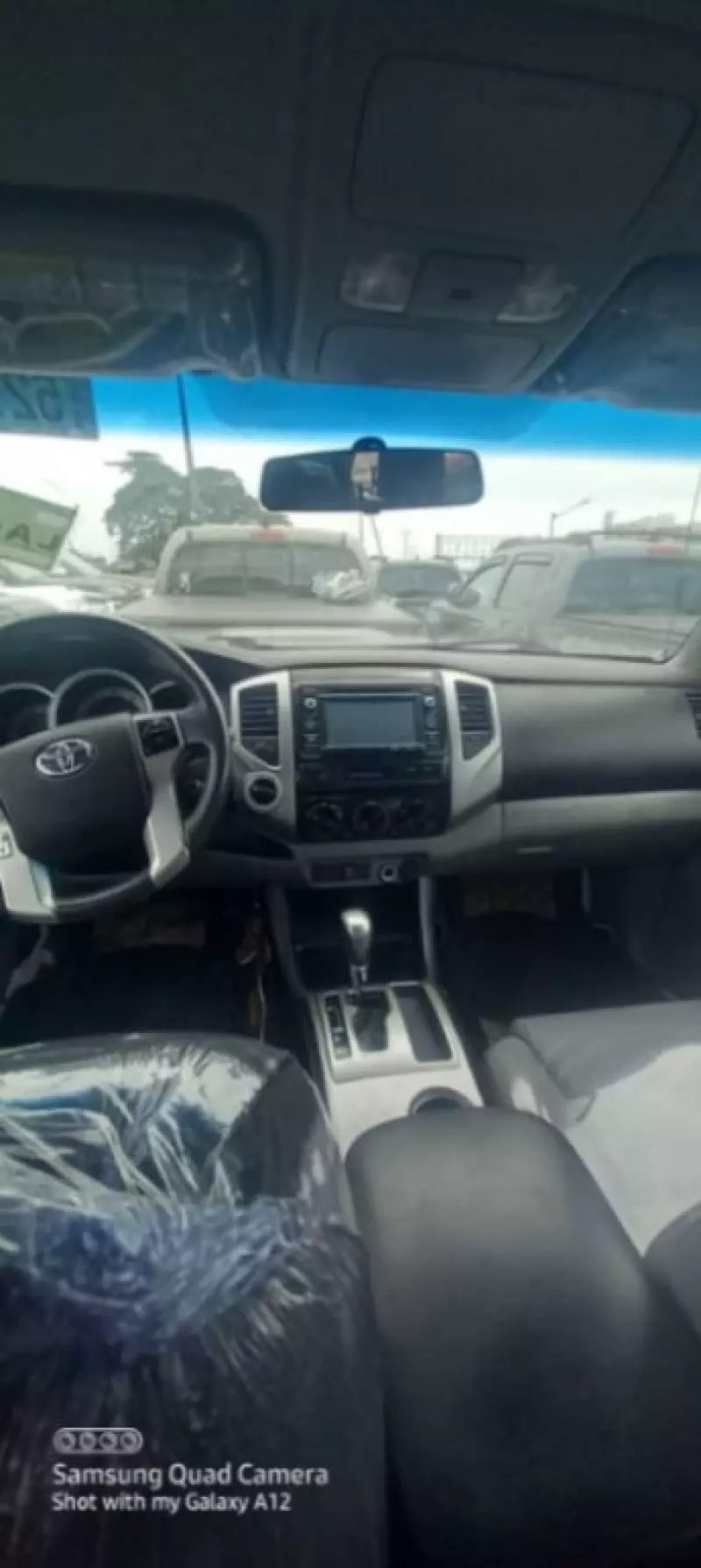 Toyota Tacoma   - 2015
