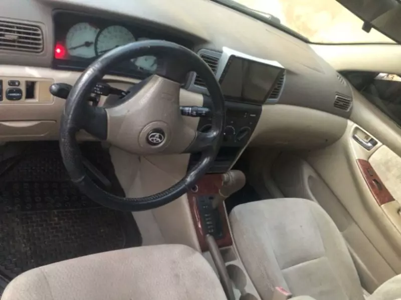 Toyota Corolla   - 2012