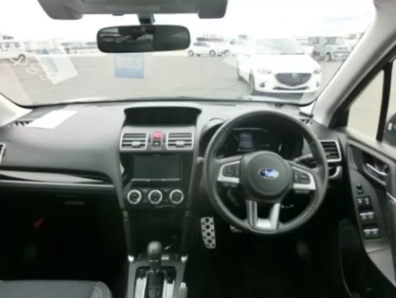 Subaru Forester   - 2018