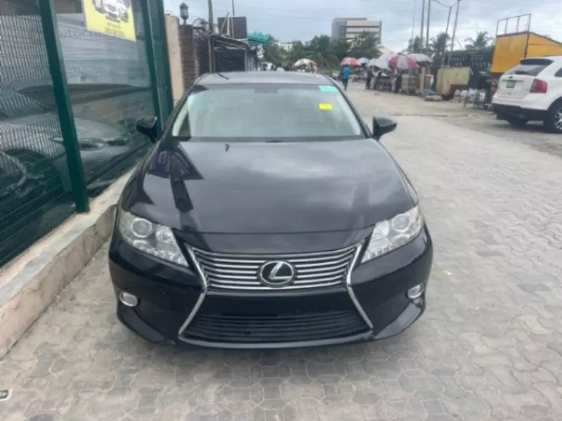 Lexus ES 350   - 2013