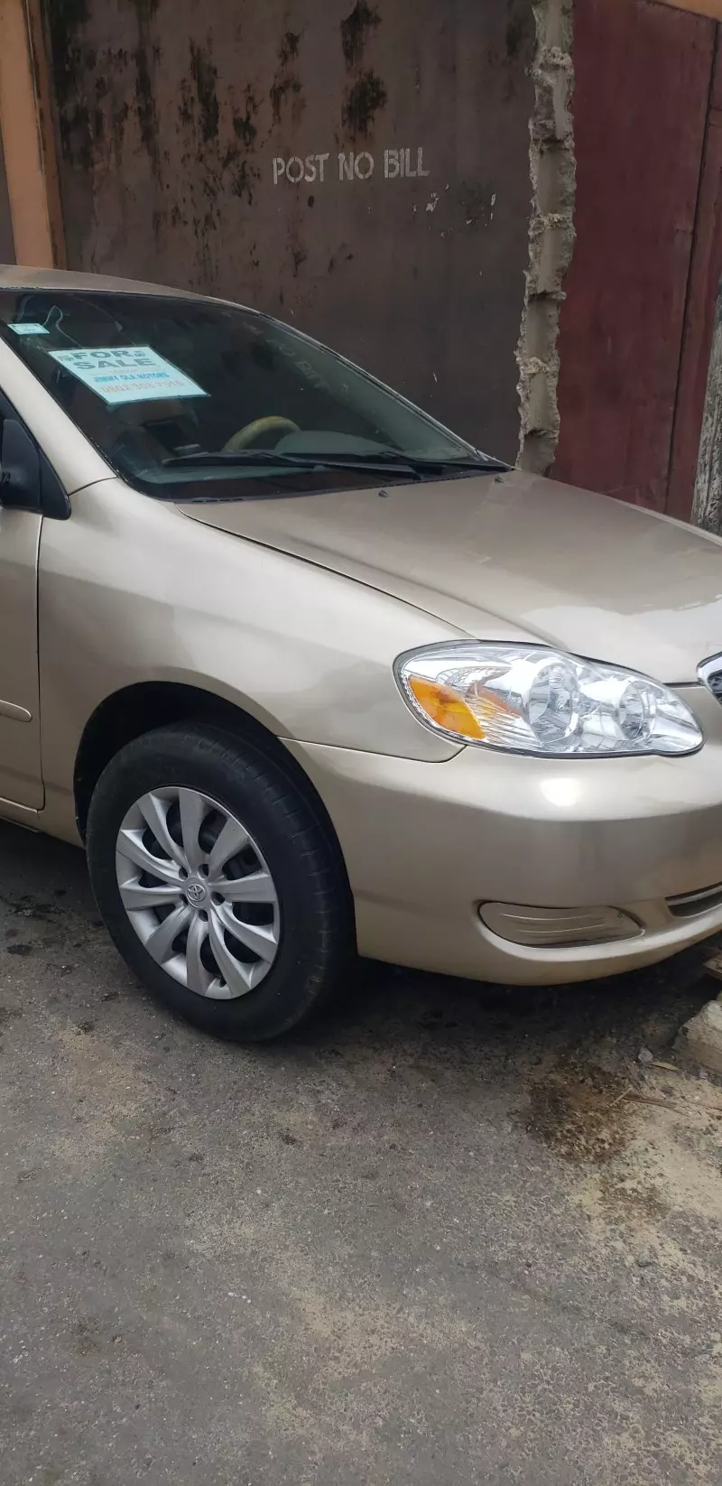 Toyota Corolla   - 2007