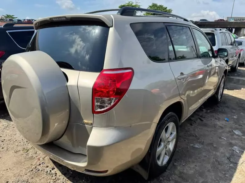 Toyota RAV 4   - 2008