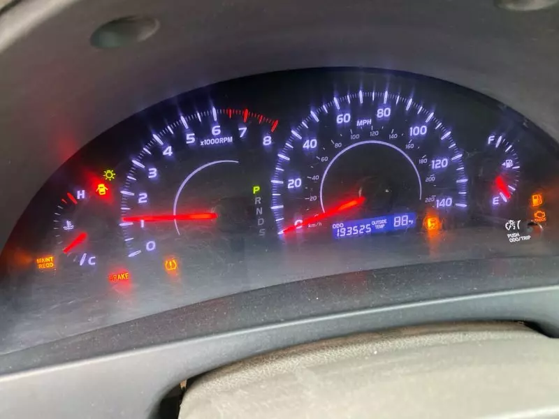 Toyota Camry   - 2010