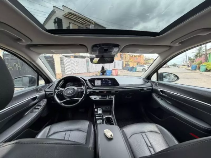 Hyundai Sonata   - 2020