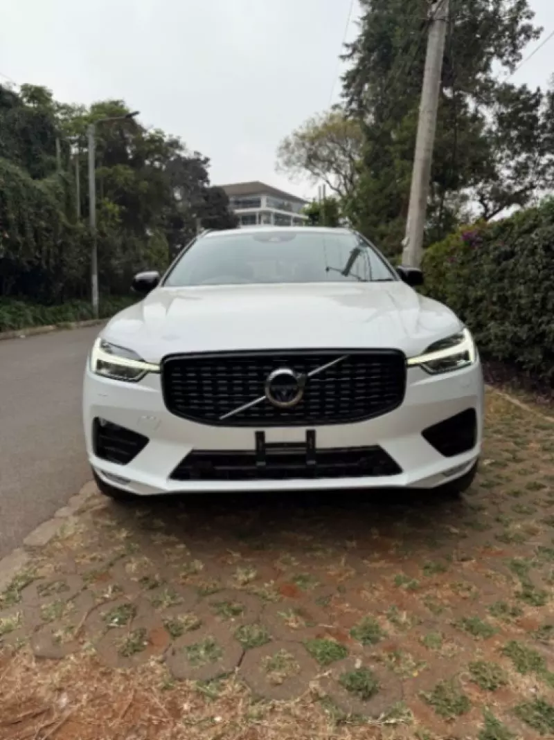 Volvo XC60   - 2021