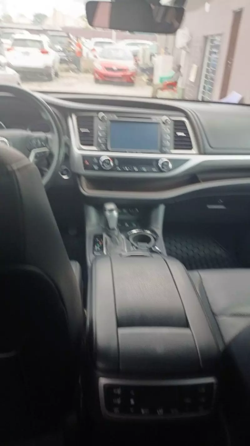 Toyota Highlander - 2017