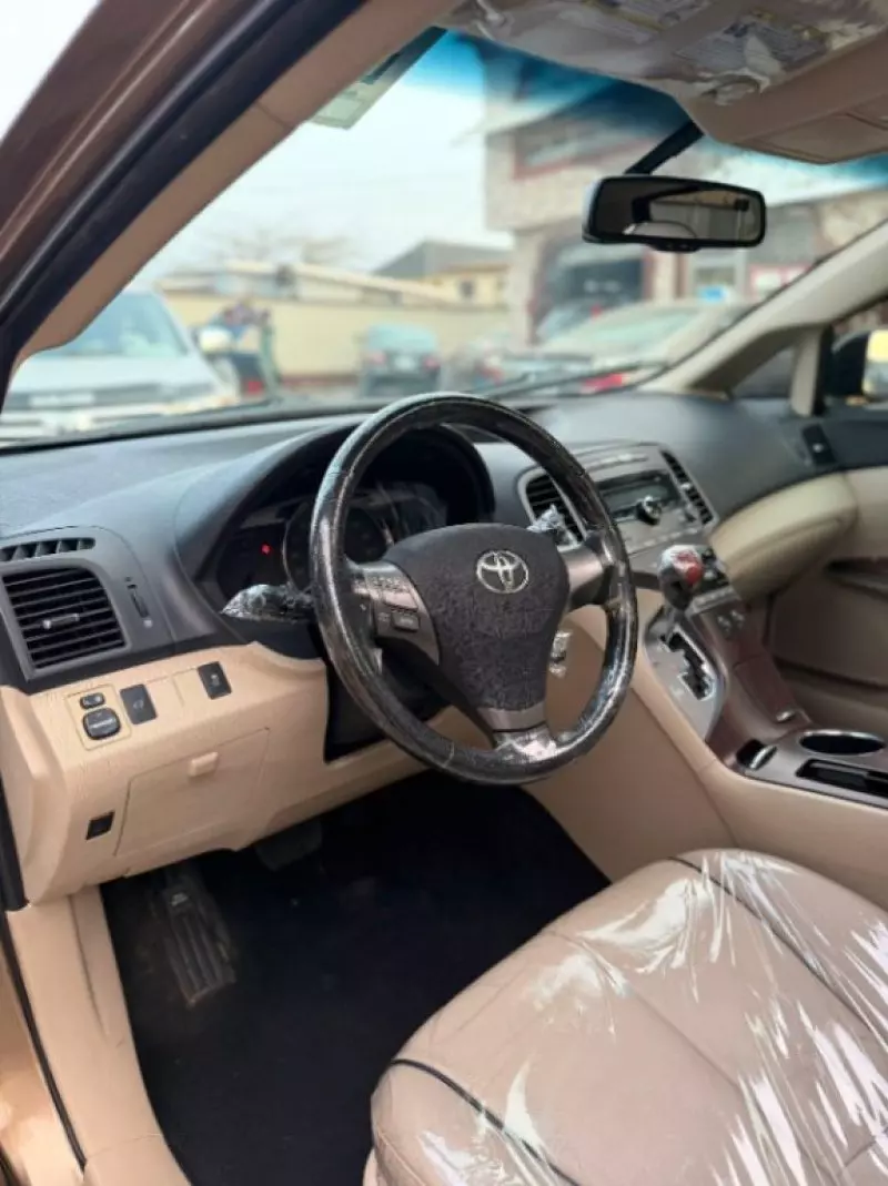 Toyota Venza   - 2009