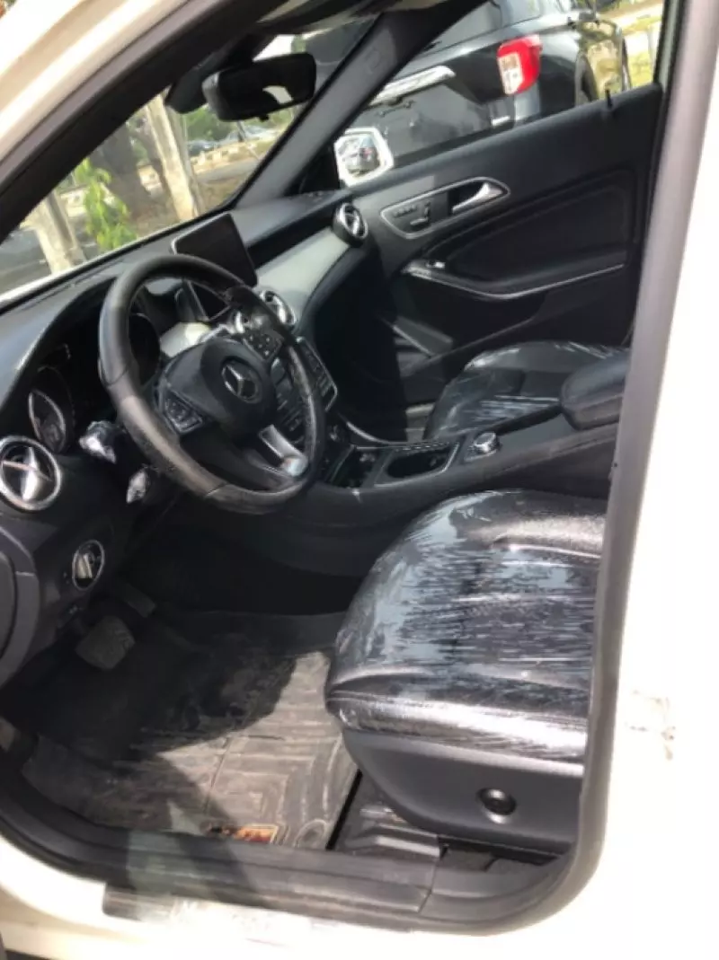 Mercedes-Benz GLA 250 - 2016