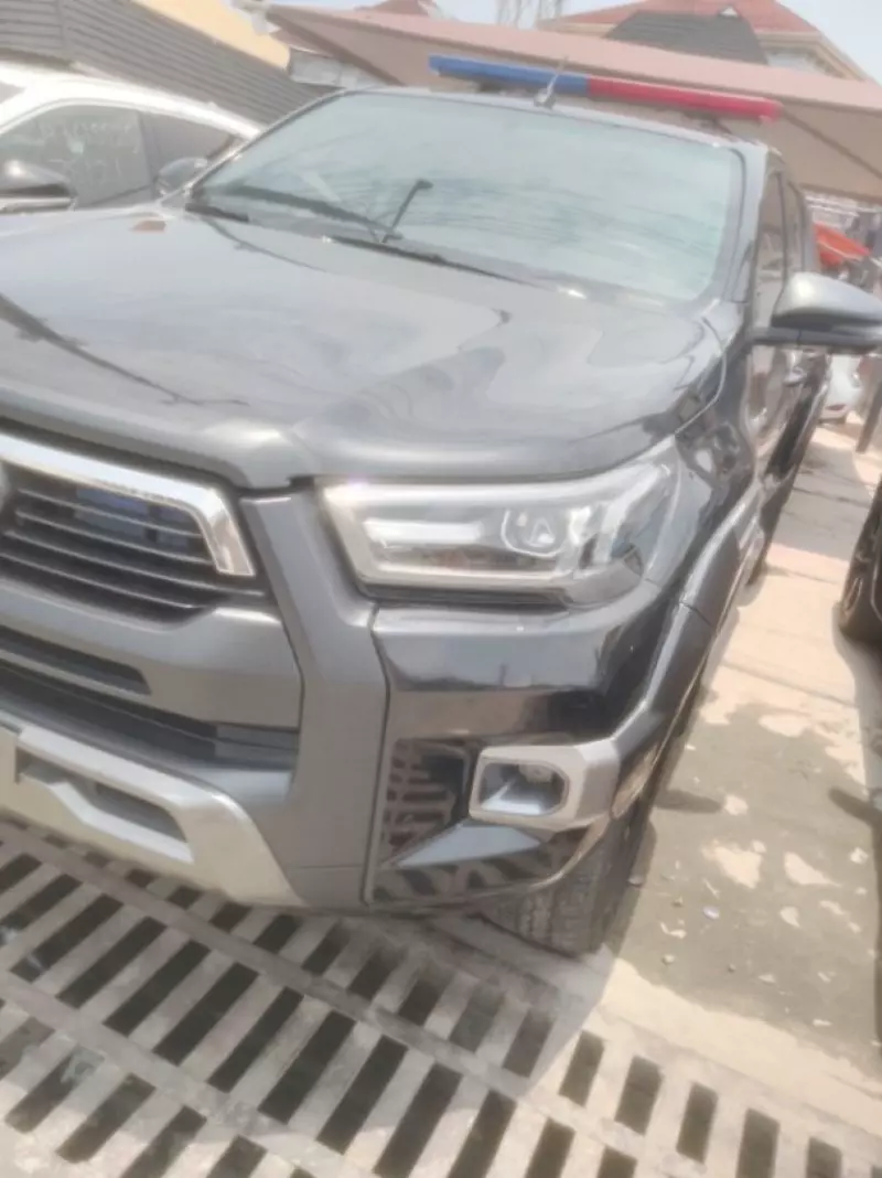 Toyota Hilux - 2022