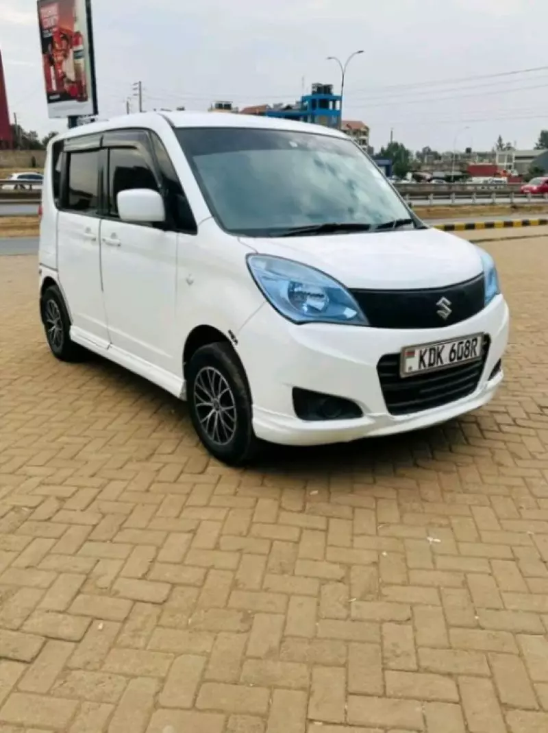 SUZUKI Solio   - 2015