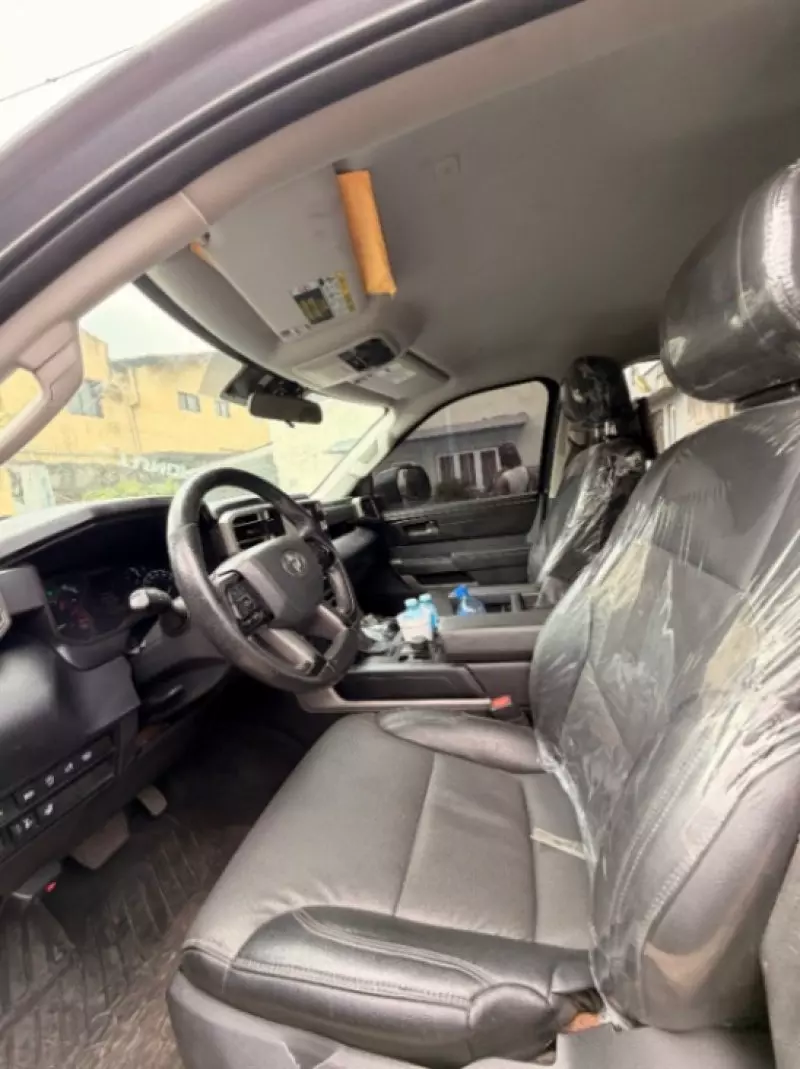 Toyota Tundra - 2022