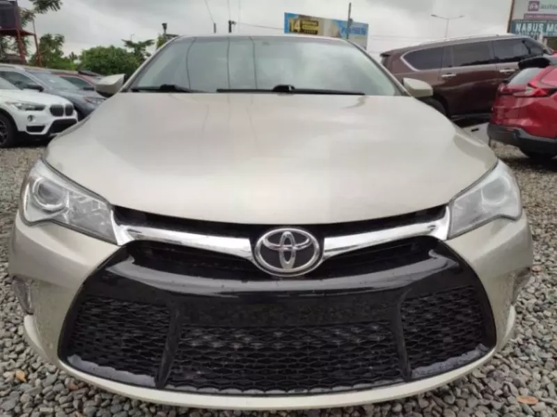 Toyota Camry   - 2007
