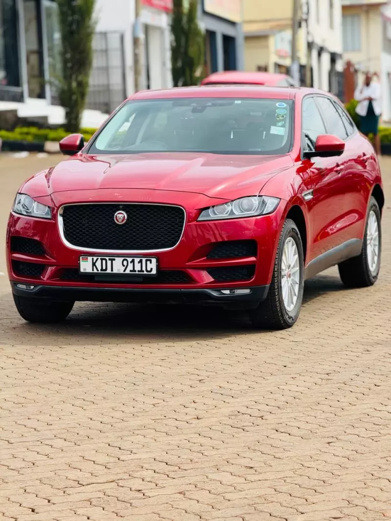 Jaguar F-Pace   - 2016