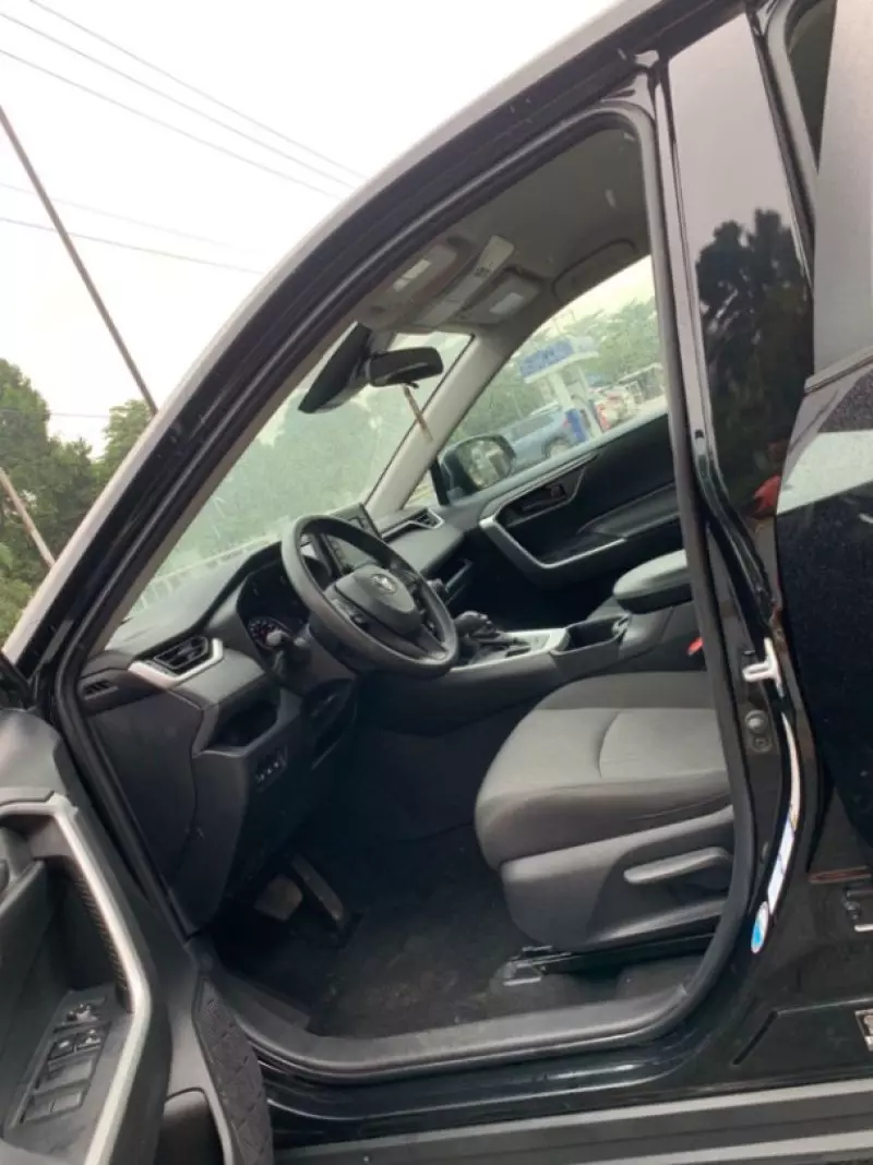 Toyota RAV 4   - 2023
