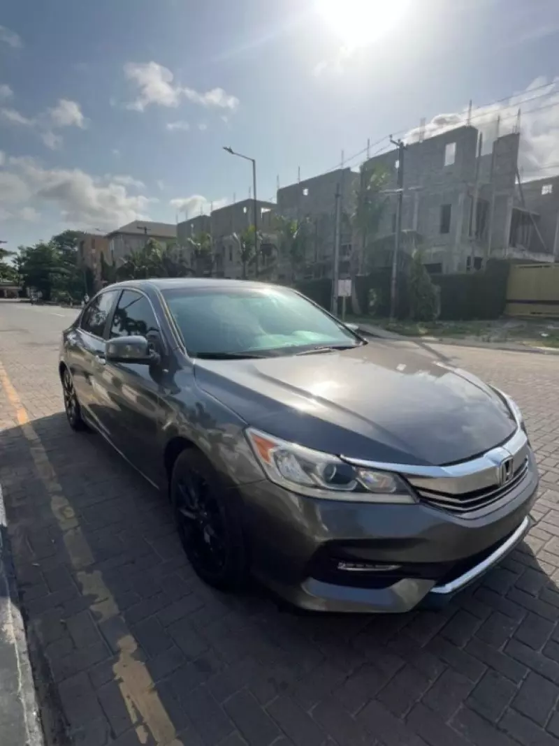 Honda Accord   - 2013